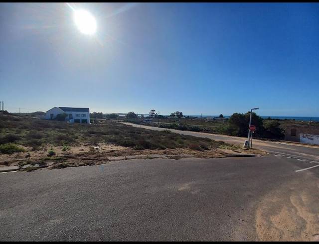 LAND FOR SALE IN DA GAMA BAY